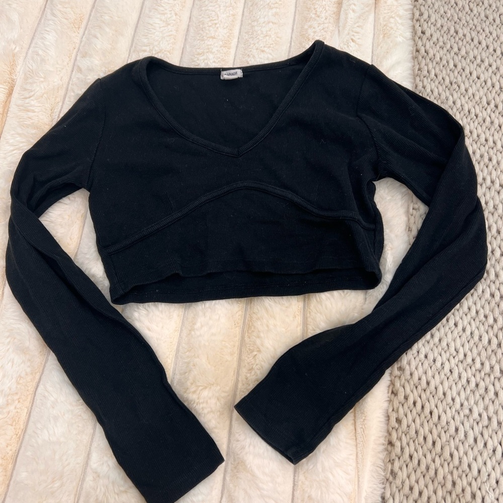 Garage Black V-Neck Long Sleeve Crop Top